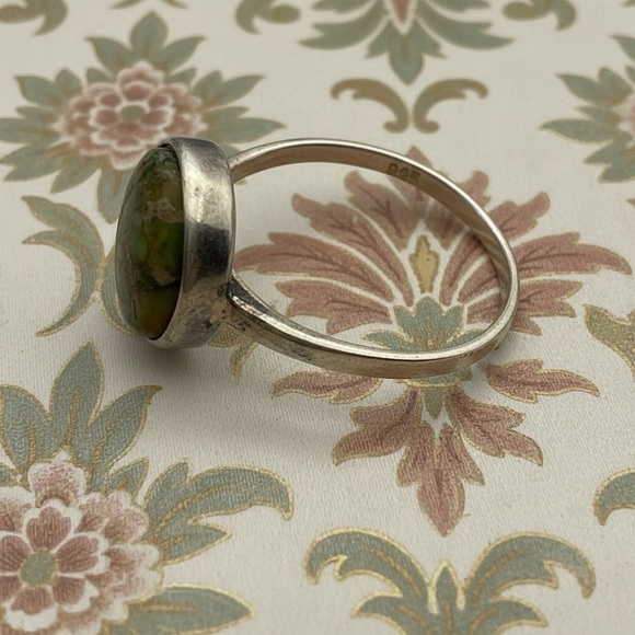 Green Turquoise Ring size 7 stamped 925​ - Picture 6 of 6